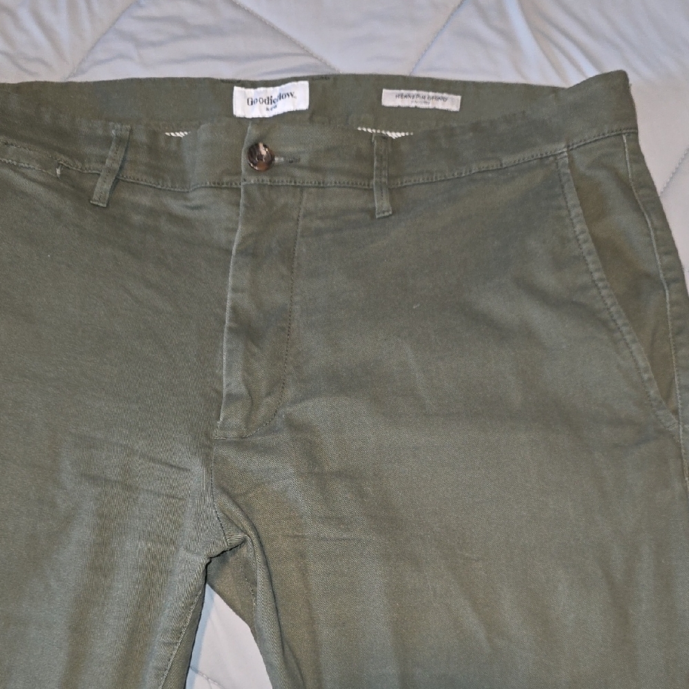 Olive Green Cotton Blend Chinos with Flat Front Design